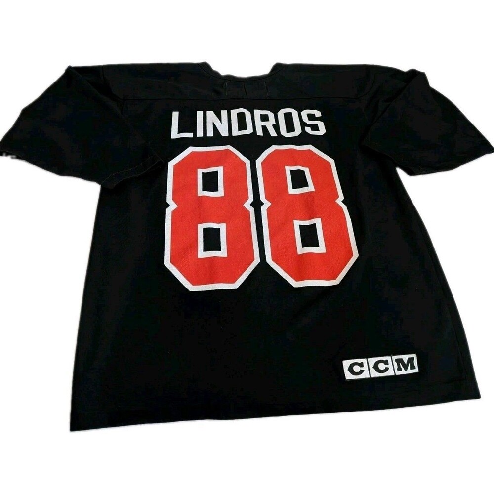 CCM Eric Lindros 88 Philadelphia Flyers Mens Medium Black Hockey Jersey Canada
